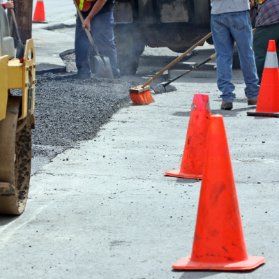 Доставка товаров для организации дорожного движения
